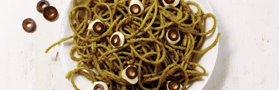 Halloween pesto pasta with mozarella eye balls